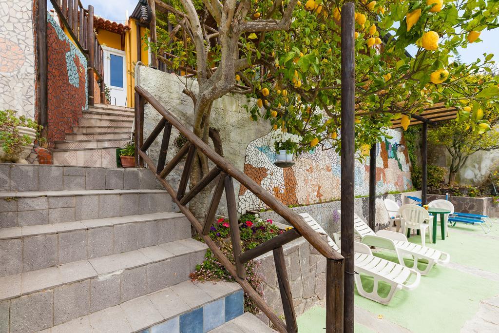 Nitrodi Experience Casa de hóspedes Barano dʼIschia Exterior foto
